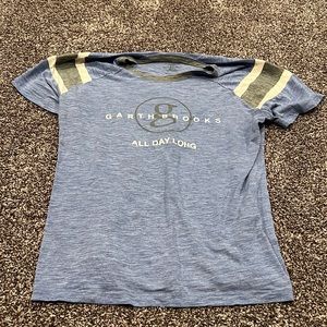 Garth Brooks shirt